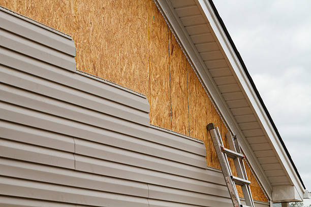 24/7 Emergency Siding Replacement experts in Ellwood City, PA